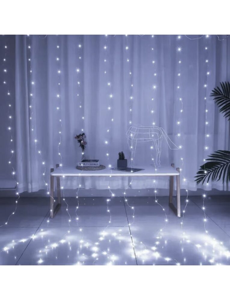 lampki-kurtyna-swietlna-300led-bialy-zimny (2)